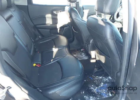 2021 Jeep Compass Latitude 4X4 z USA, uszkodzony, nr VIN 3C4NJDBB4MT507551